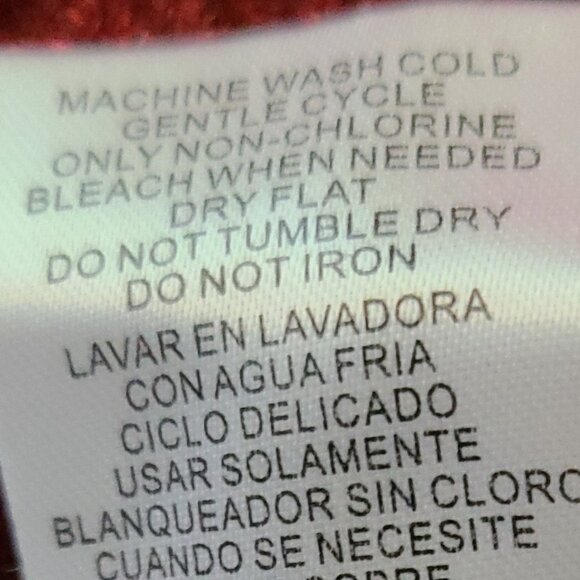 JOSEPH A. Qu'est--ce Que C'est Silk? JOHNNY COLLAR IN MAROON SMALL SEQUI… - Picture 5 of 6